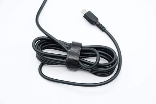 ThinkPad X1 Nano G2新搭檔 一體式170cm USB-C 65W充電器實測